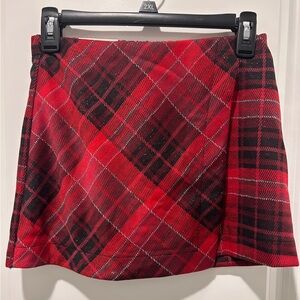 Girls size Large (10/12) sparkling, pull on skort NWT